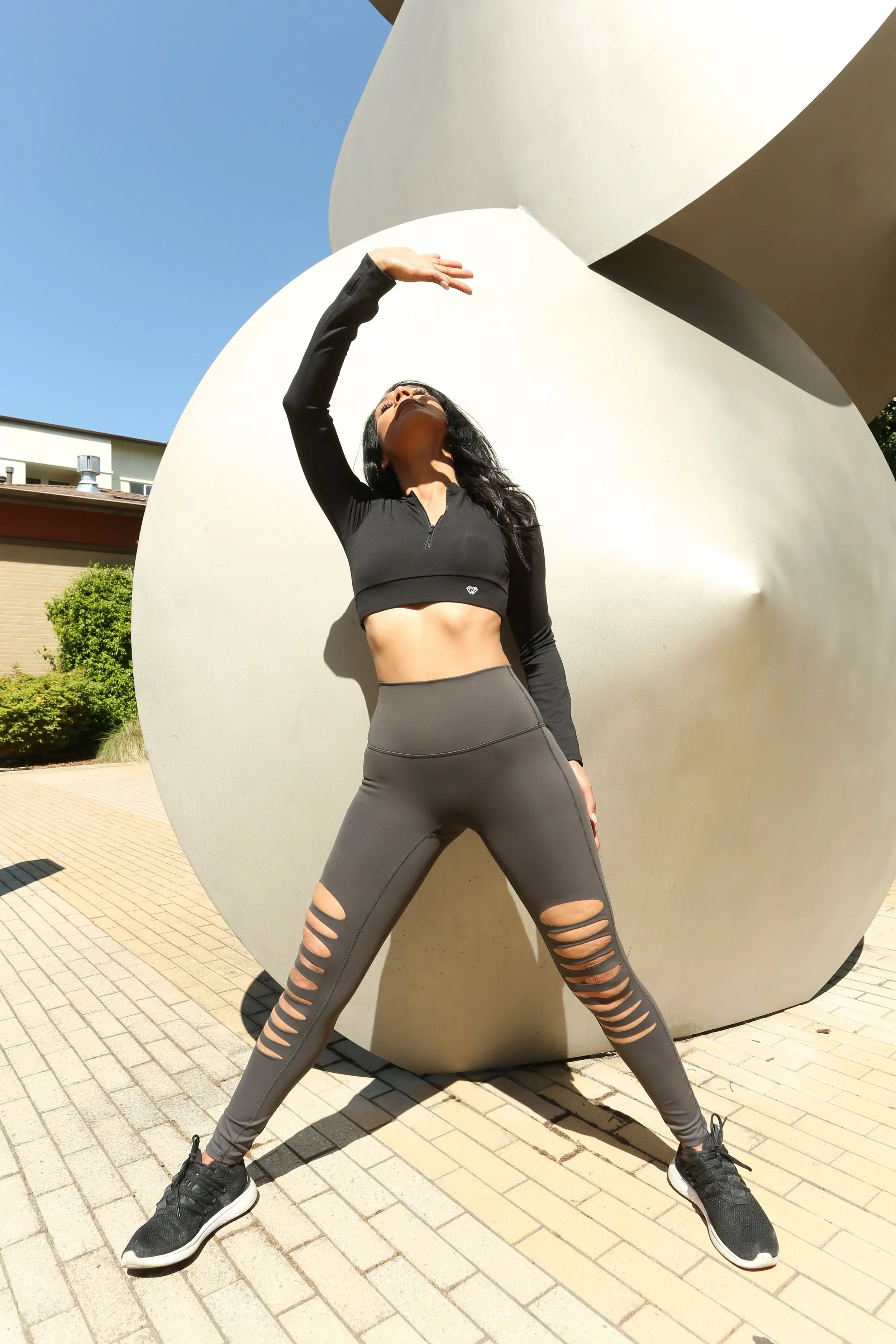 Grey Front Slash Leggings_image-01.webp
