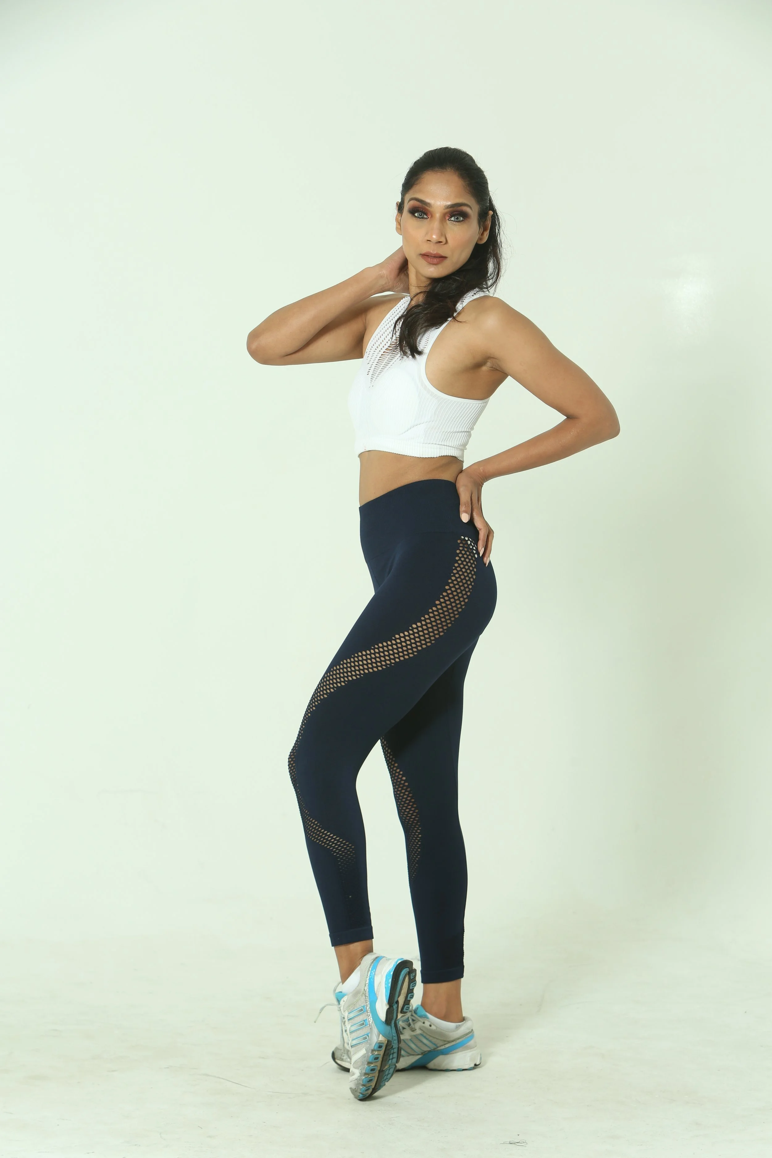 Make waves Sports Bra - White_image-02.jpg
