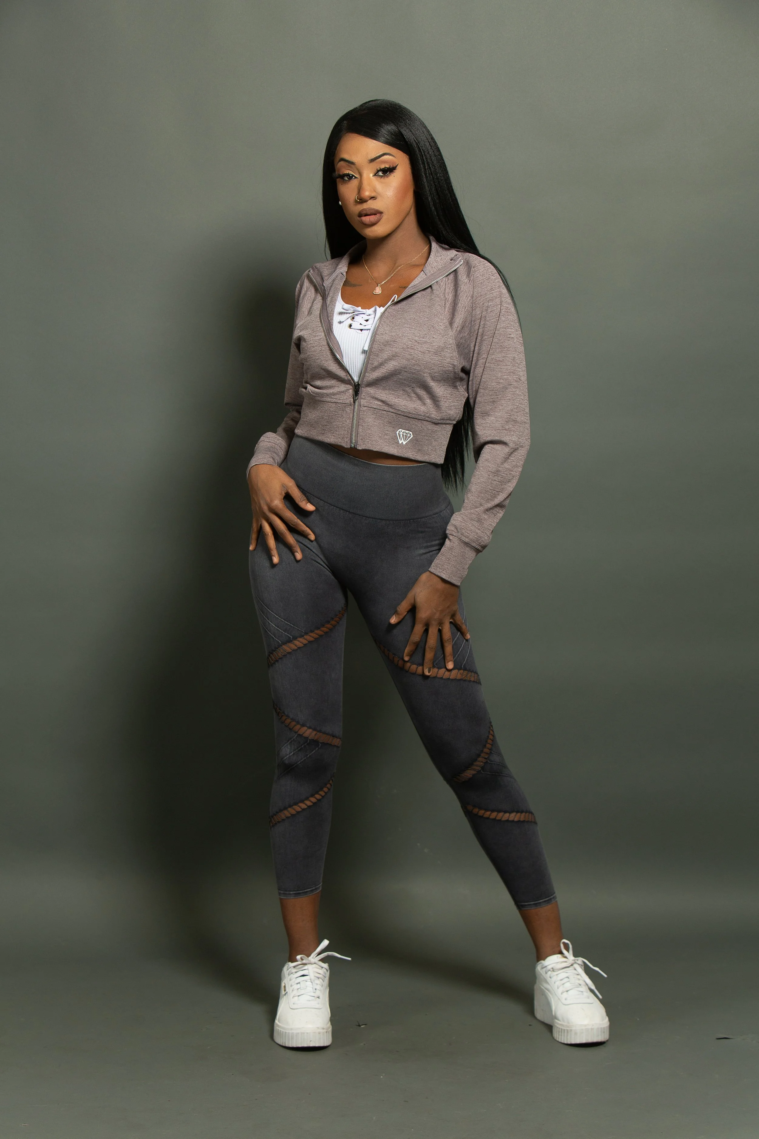 Front Groovy Leggings-Black_EI1A0081.jpg.jpg