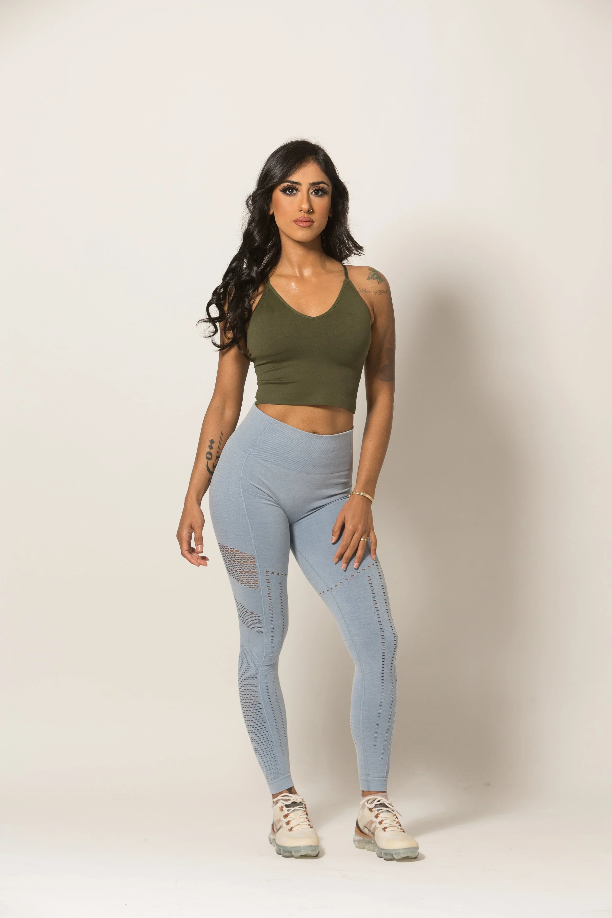 Seamless crop -Army Green_image-01.webp