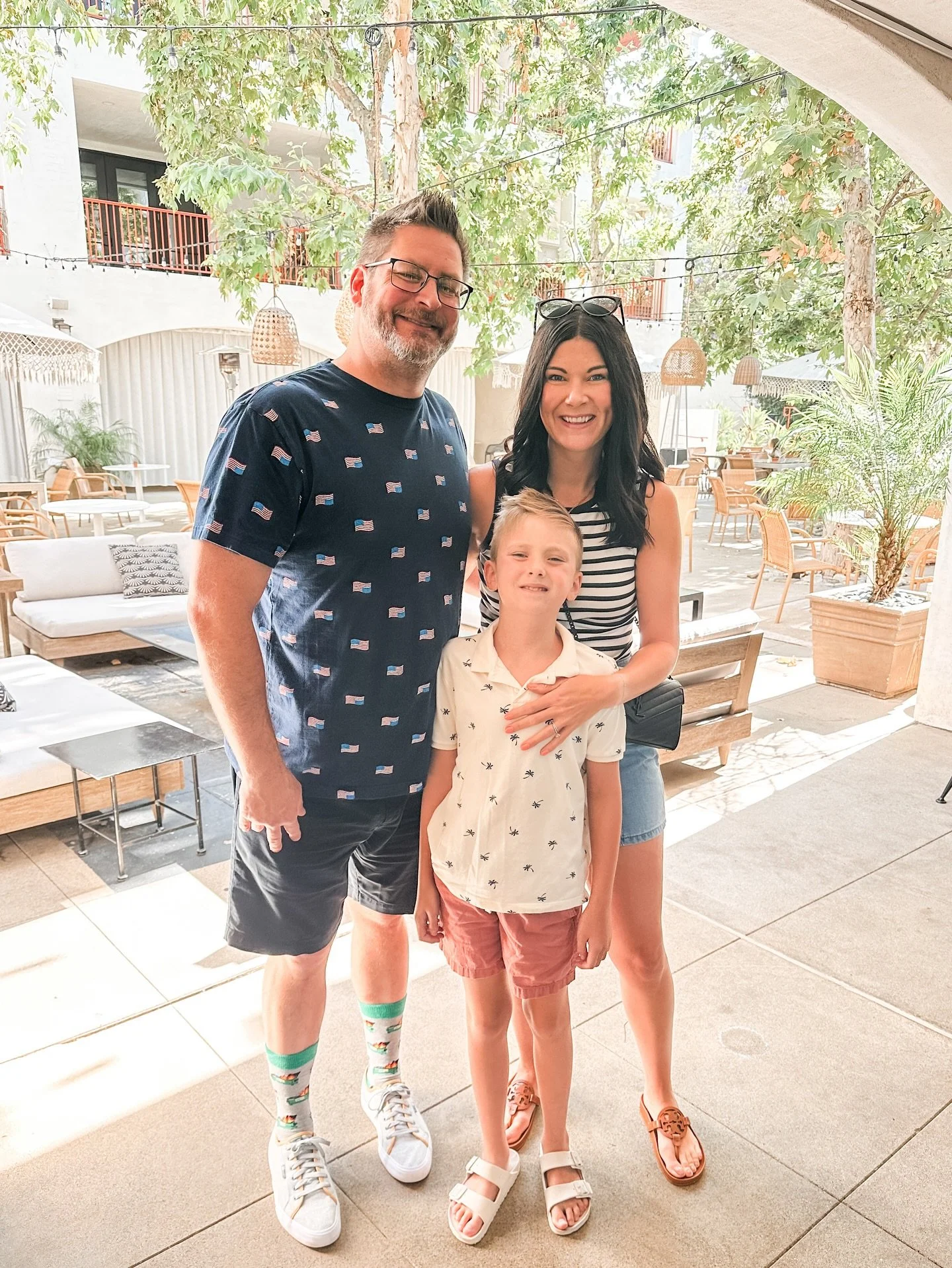 Happy Independence Day from The Real Happy Hours! 🇺🇸✨

Grateful to be an American.

Aware of the work still ahead.

Hopeful that we can build something better&mdash;for EVERY kid, EVERY family, EVERY voice.

Wishing you a day full of love, together