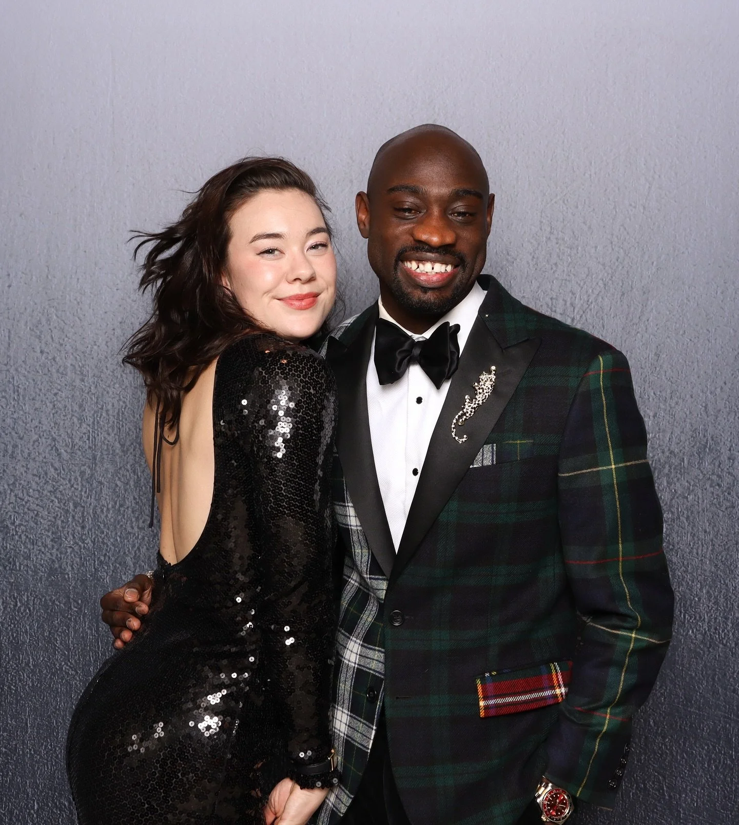 β¨ Gala Season in Full Swing β¨
From floor-length gowns and velvet tuxedos to champagne toasts under glittering lights, this year’s galas are a celebration of style, artistry, and timeless memories.
Our luxury photo + video booths captured every