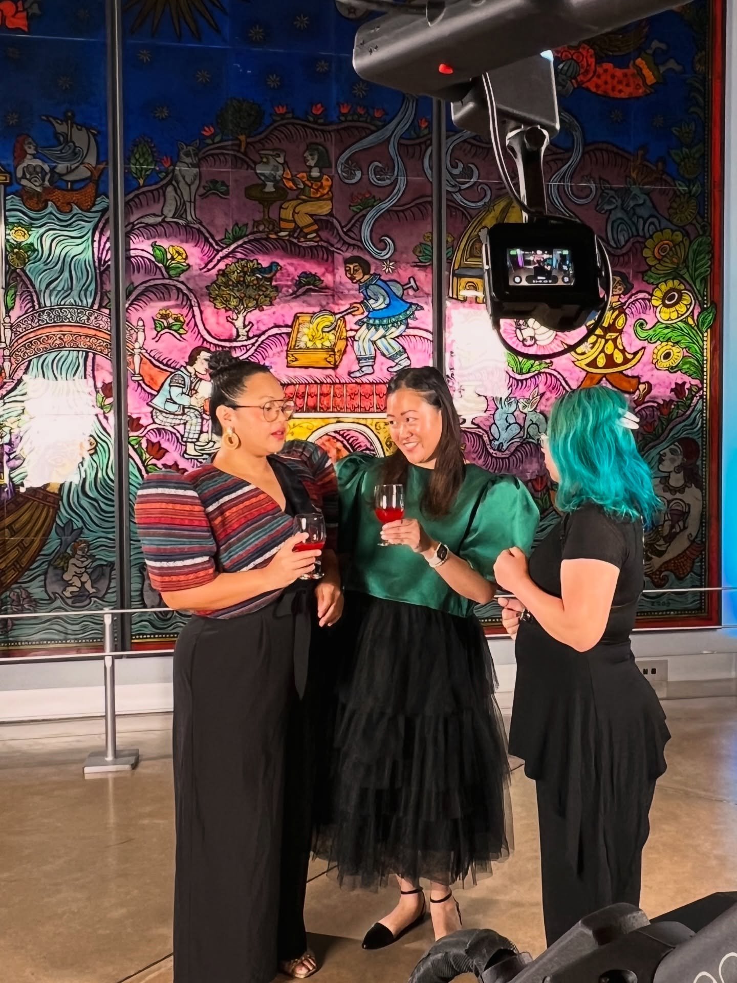 The Glambot wave has taken over Seattle 🦾🎥✨Video content is taking over gala and holiday party season, leaving guests delighted and feeling like they&rsquo;ve stepped into a true red carpet experience. Looking forward to something that will make th