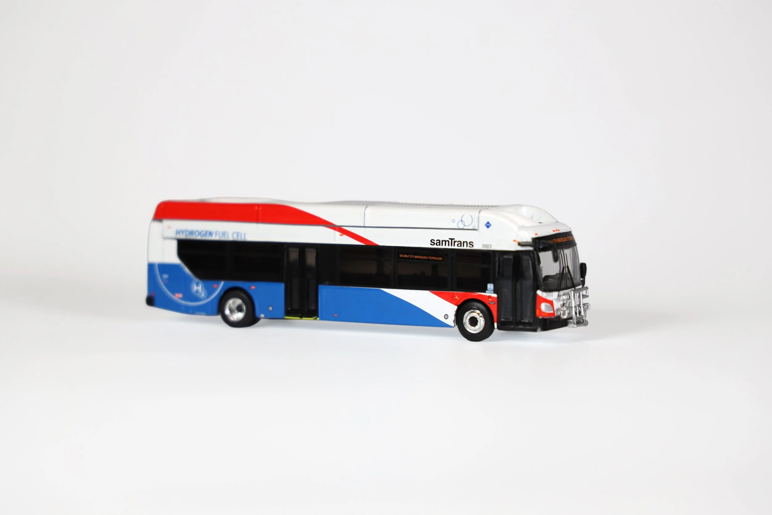 Hydrogen Fuel Die-Cast SamTrans Bus angled view.JPG