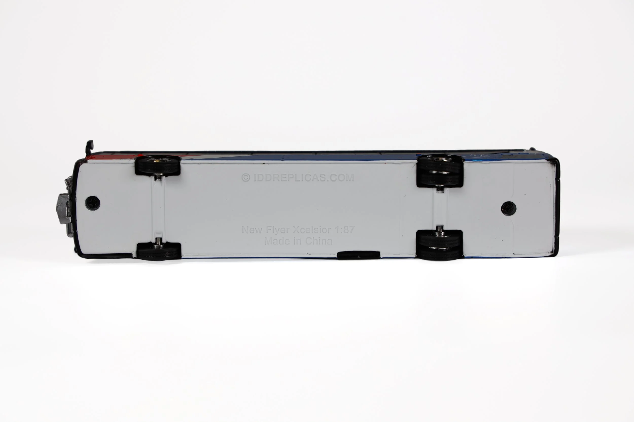 Hydrogen Fuel Die-Cast SamTrans Bus bottom view.JPG