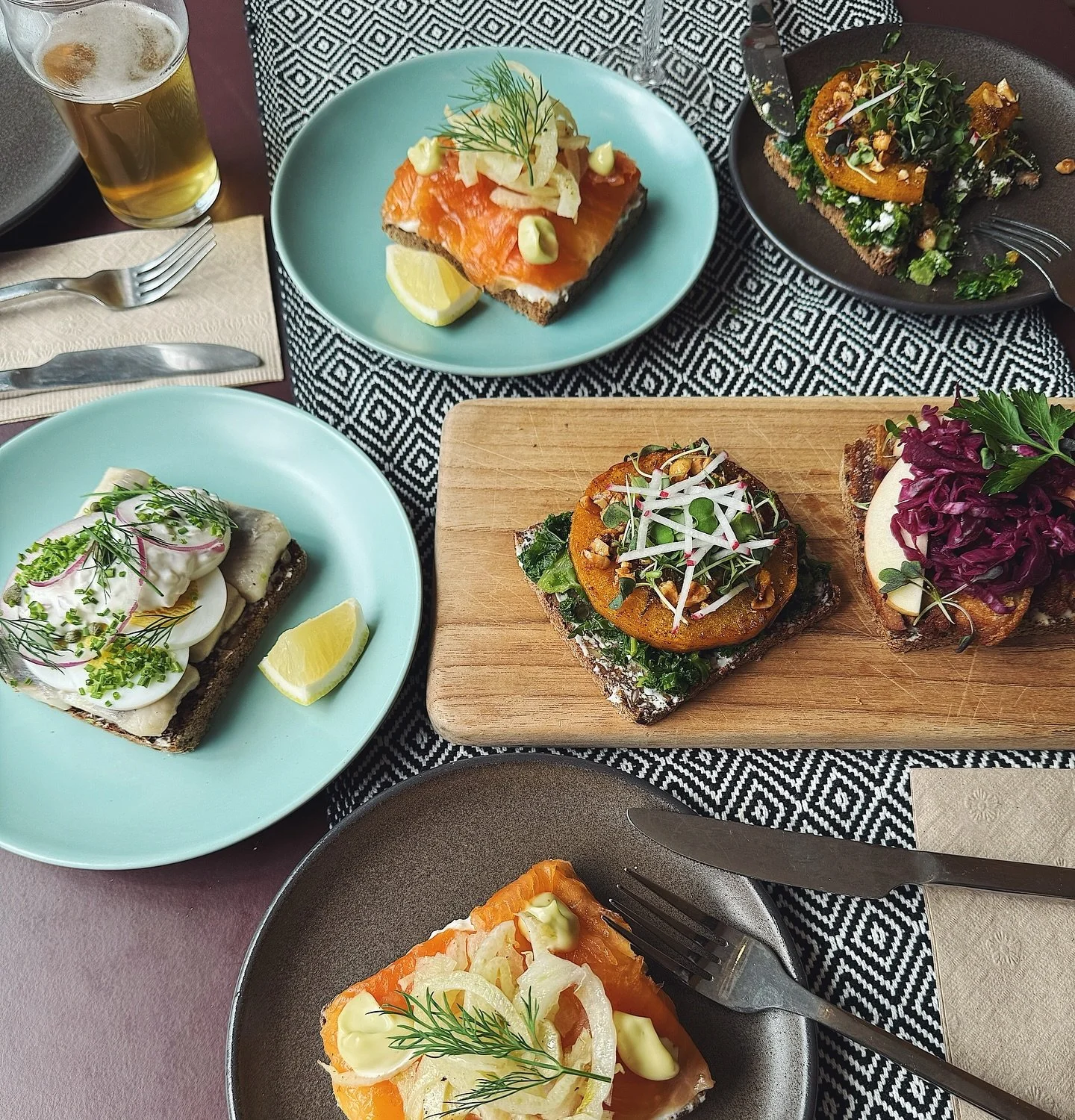 TONIGHT! SM&Oslash;RREBR&Oslash;D POP-UP from 5 to 8pm. We&rsquo;ll be closing as usual at 2pm but then re-opening up at 5pm for those of you who&rsquo;d like to come over for dinner. :) We&rsquo;re making an array of open-faced sandwiches and some d