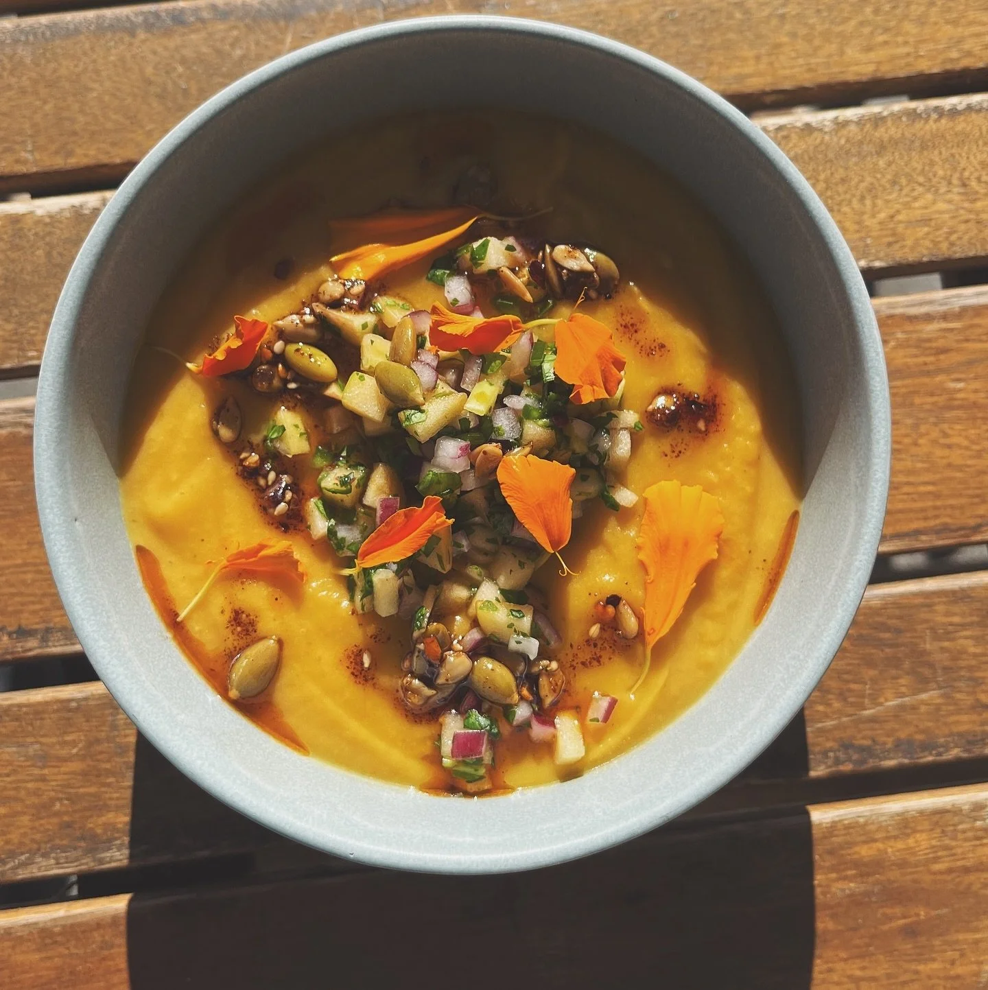 New menu item: Butternut squash soup with potatoes and green apple, available as a large bowl or in a cup with a grilled havarti cheese sandwich 💫