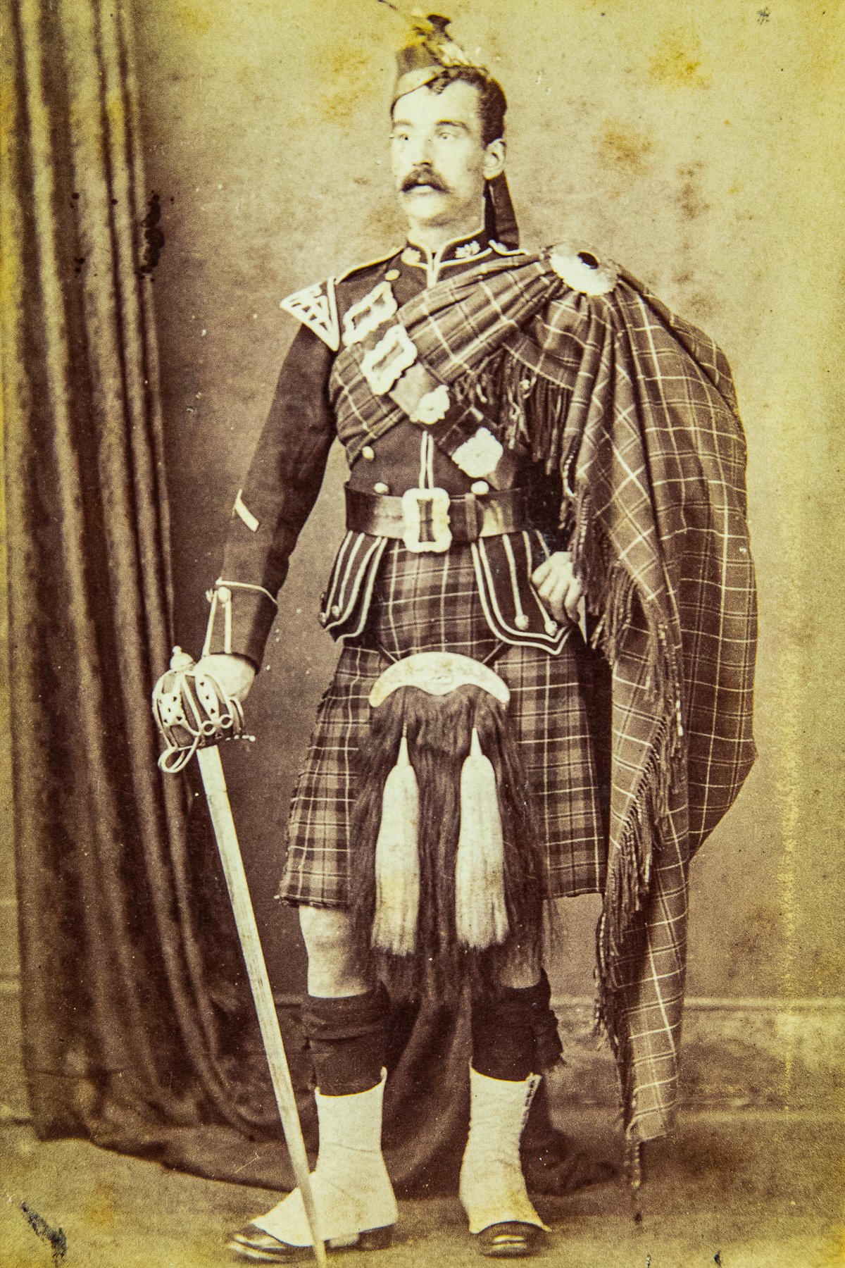 Scotsman Kilt Sword Prime copy.jpg