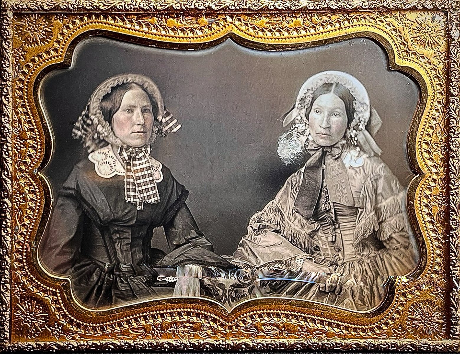 Two Ladies Daguerreotype.jpg