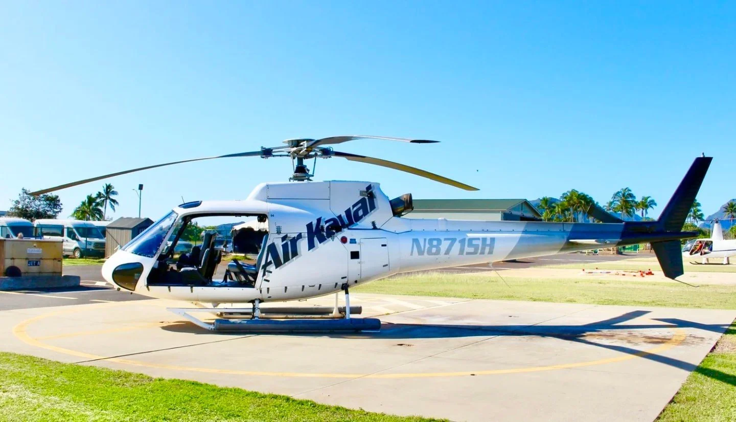 Picture yourself in a helicopter with the thrill of the wind wrapping around you and the open air giving you a pure view of paradise. This is what the Doors Off Kauai Helicopter Tour delivers&mdash;an unfiltered look at Hawaii&rsquo;s raw beauty. Fro