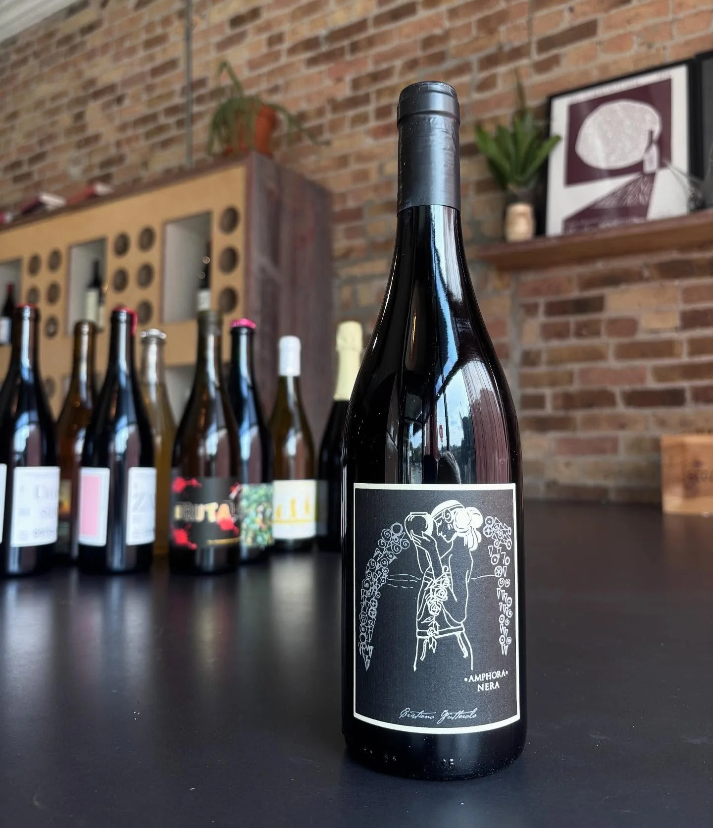 Cristiano Guttarolo - Amphora Nera 2022 
Puglia, Italy