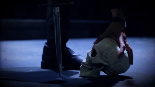 HAMLET - Aquila Theatre Company