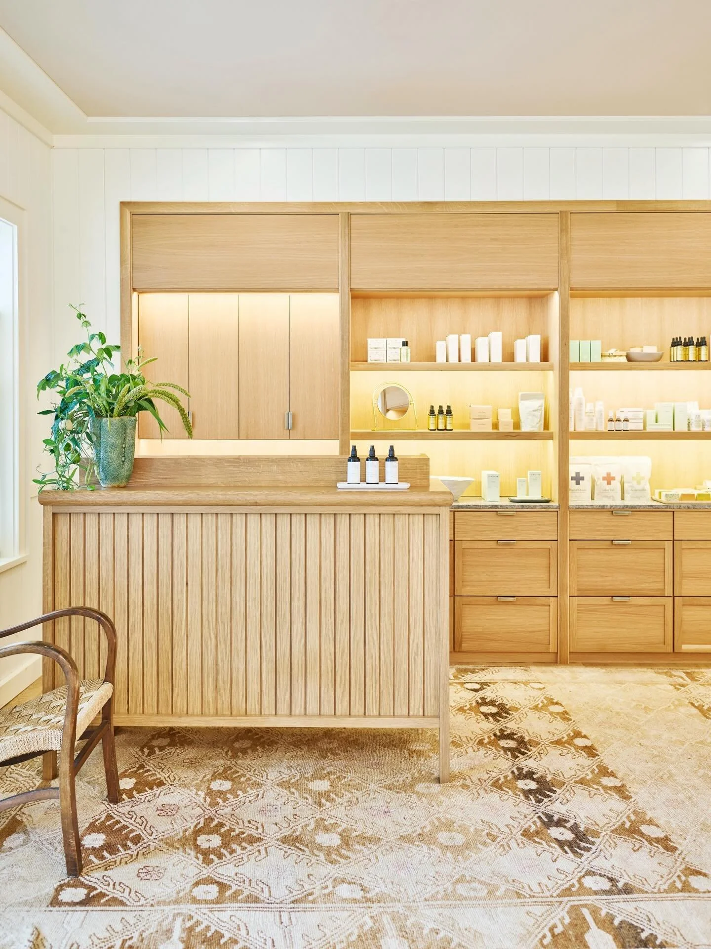 The beautiful&nbsp;@lakehousecdga Spa. We led the development of this project from concept to content. The result, a stunning spa designed by&nbsp;@cateellisonmills&nbsp;rooted in the healing properties of nature.&nbsp;

Named to Harper&rsquo;s Bazaa