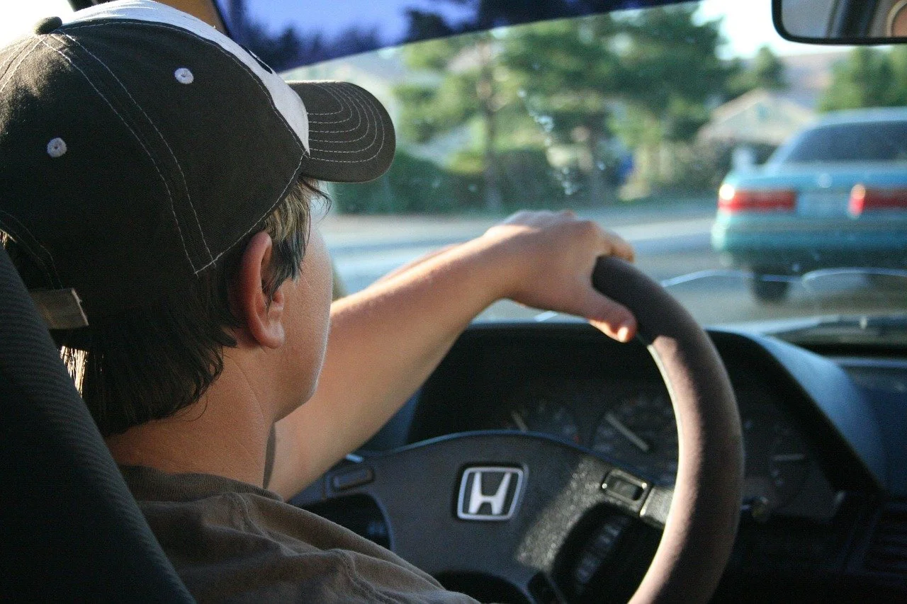      

 
     Secrets to Becoming a More Responsible Driver in 2025      Safe driving is more than just following traffic signals—it's about embracing the responsibilities that come with being behind the wheel. A responsible driver ensures the safety