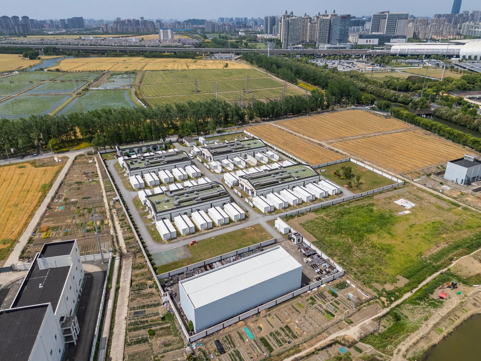 Lightstar Battery Storage on Your Land