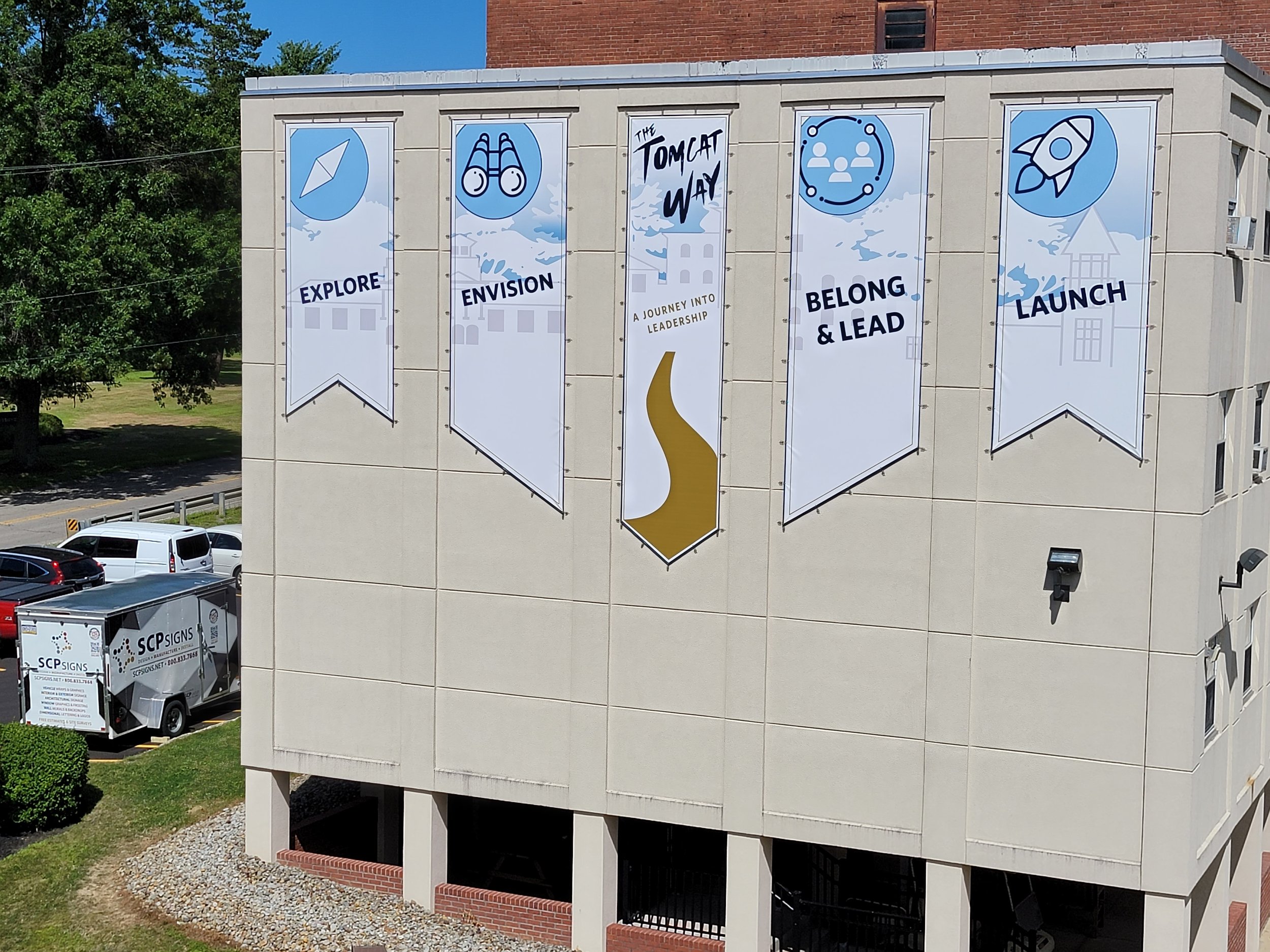 Thiel College Banners