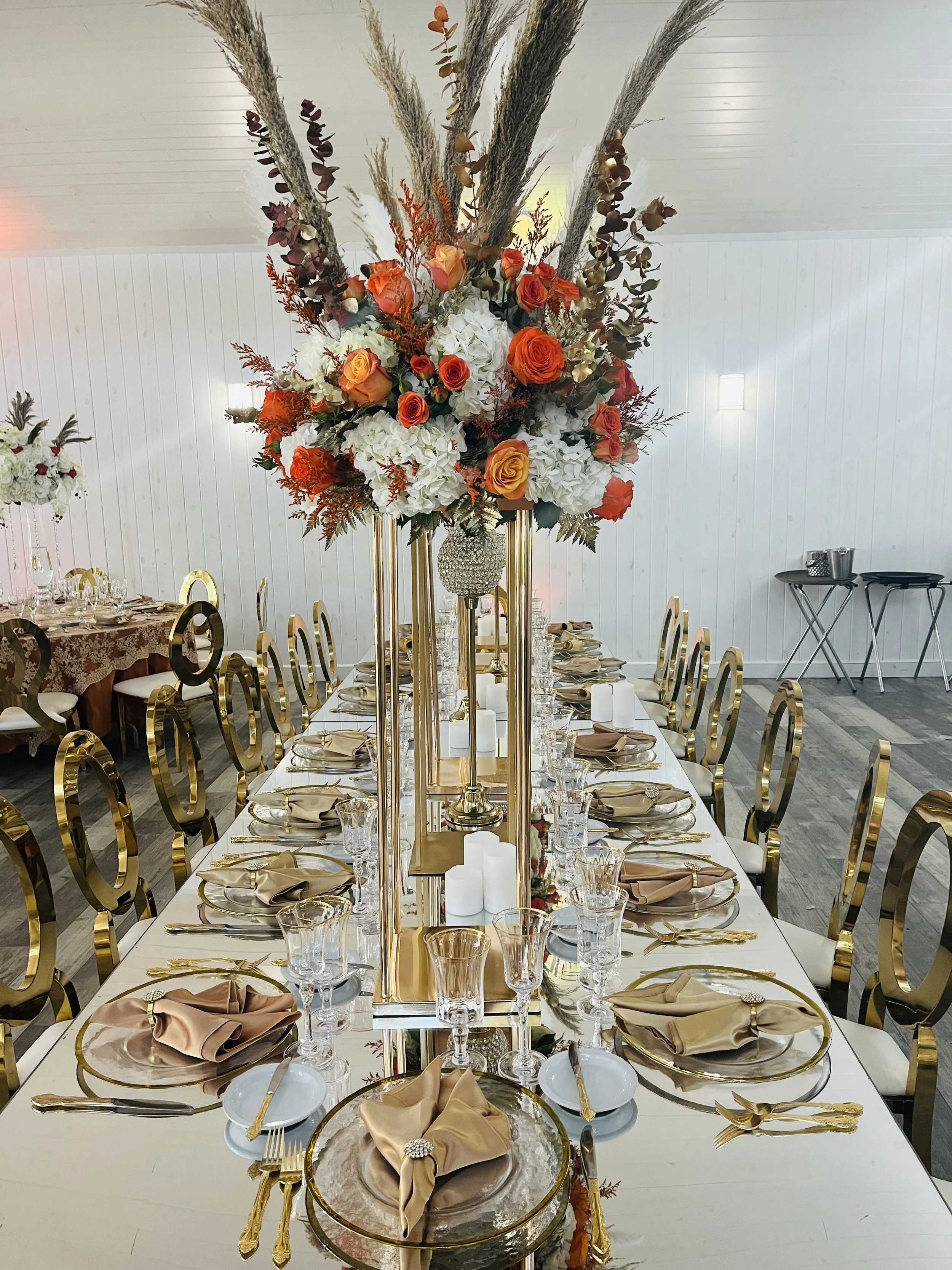 Why Guests Love Traveling to Naples for Weddings