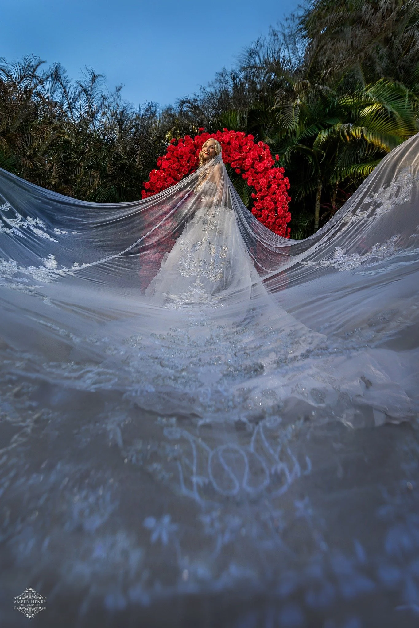 2026 Wedding Dress Codes Explained: How to Inform Wedding Guests