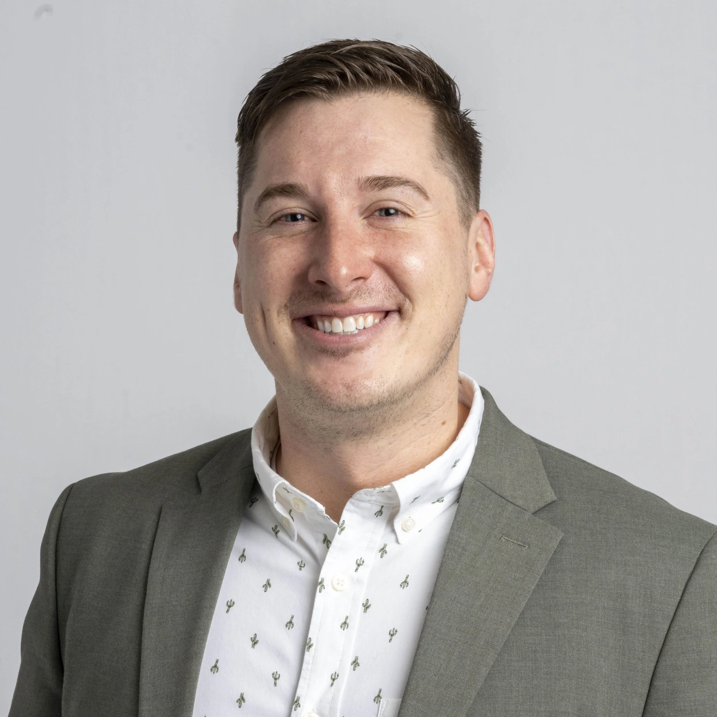 8:30 am - 9:30 am FINDING CLARITY: THE SCIENCE OF TRANSLUCENT MATERIALS