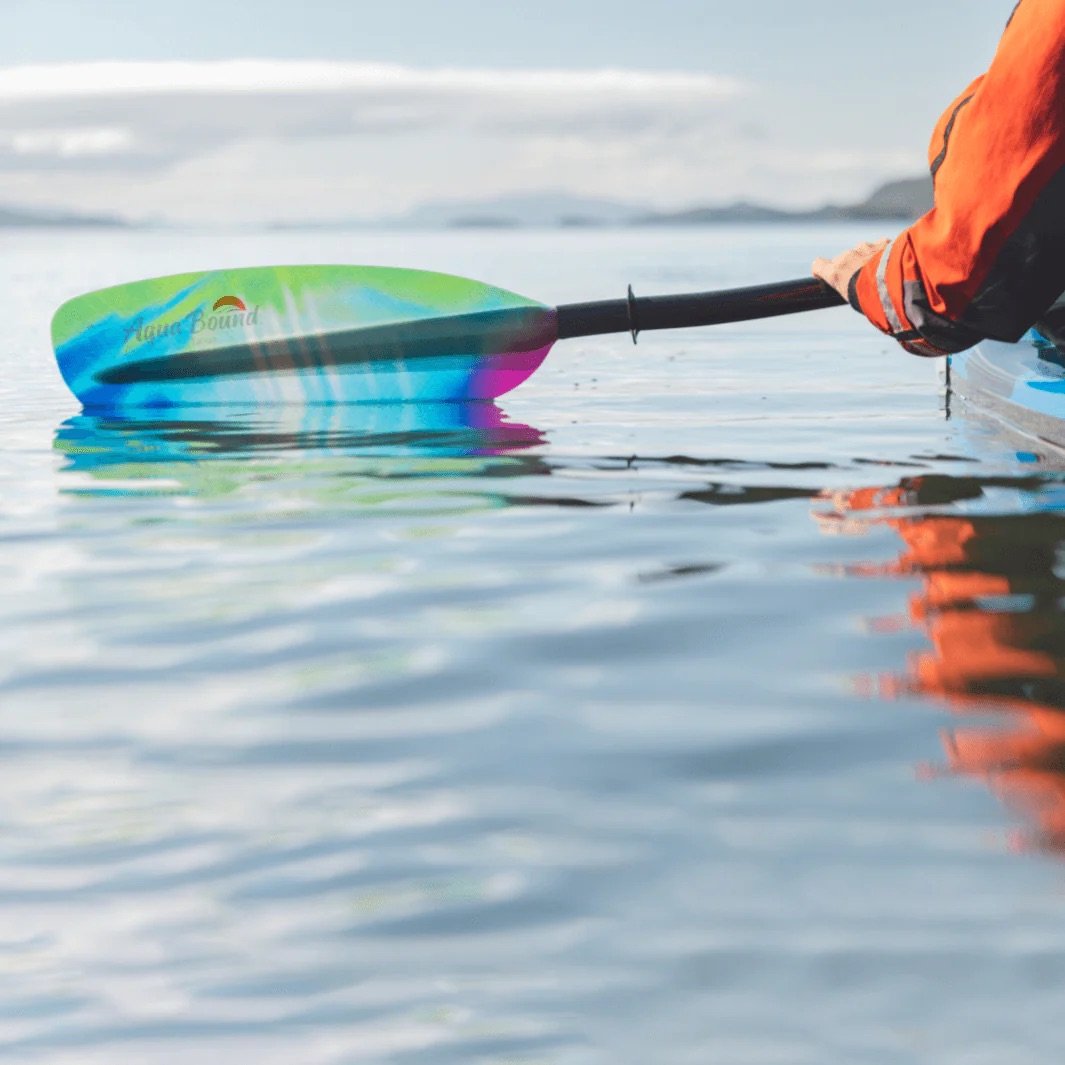 aqua-bound-tango-Fiberglass-2-piece-bent-shaft-kayak-paddle-Northern-Lights-6.jpeg