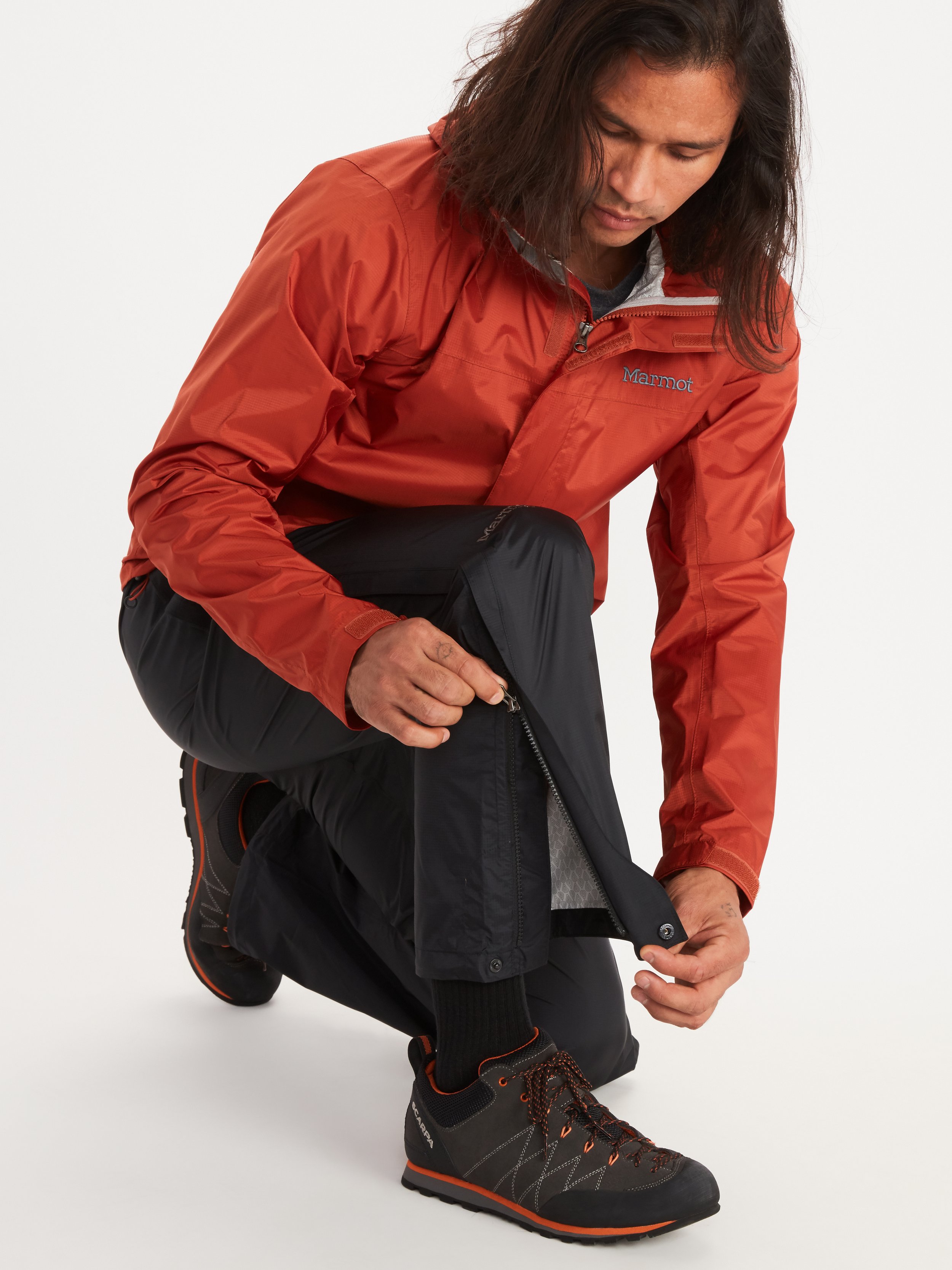 M15880-001_OnModel_02_F24.jpg