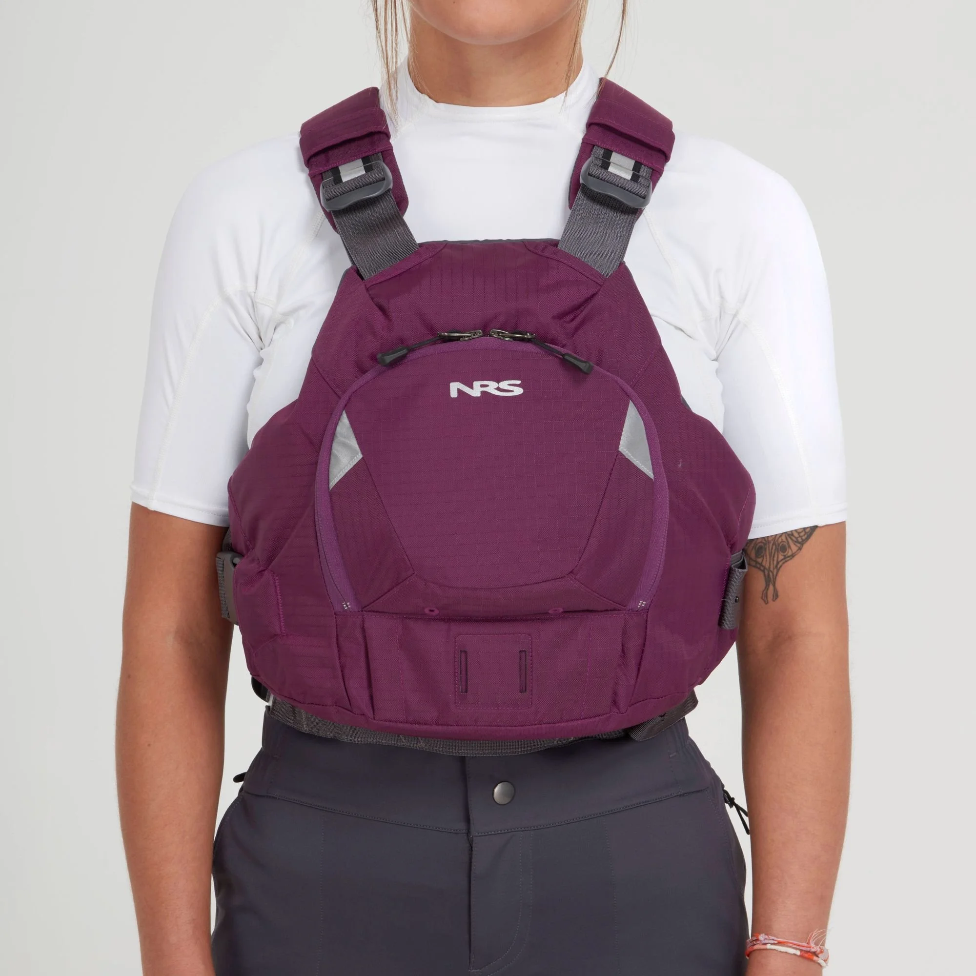 40013_05_Plum_Model_Front_042324_2000x2000.jpg