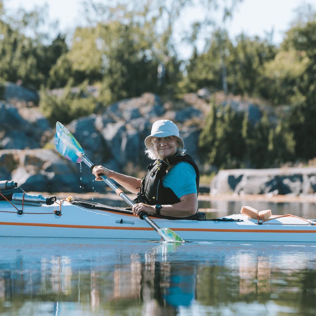 Tango-fiberglass-2-piece-kayak-paddle-Northern-Lights-7.jpeg