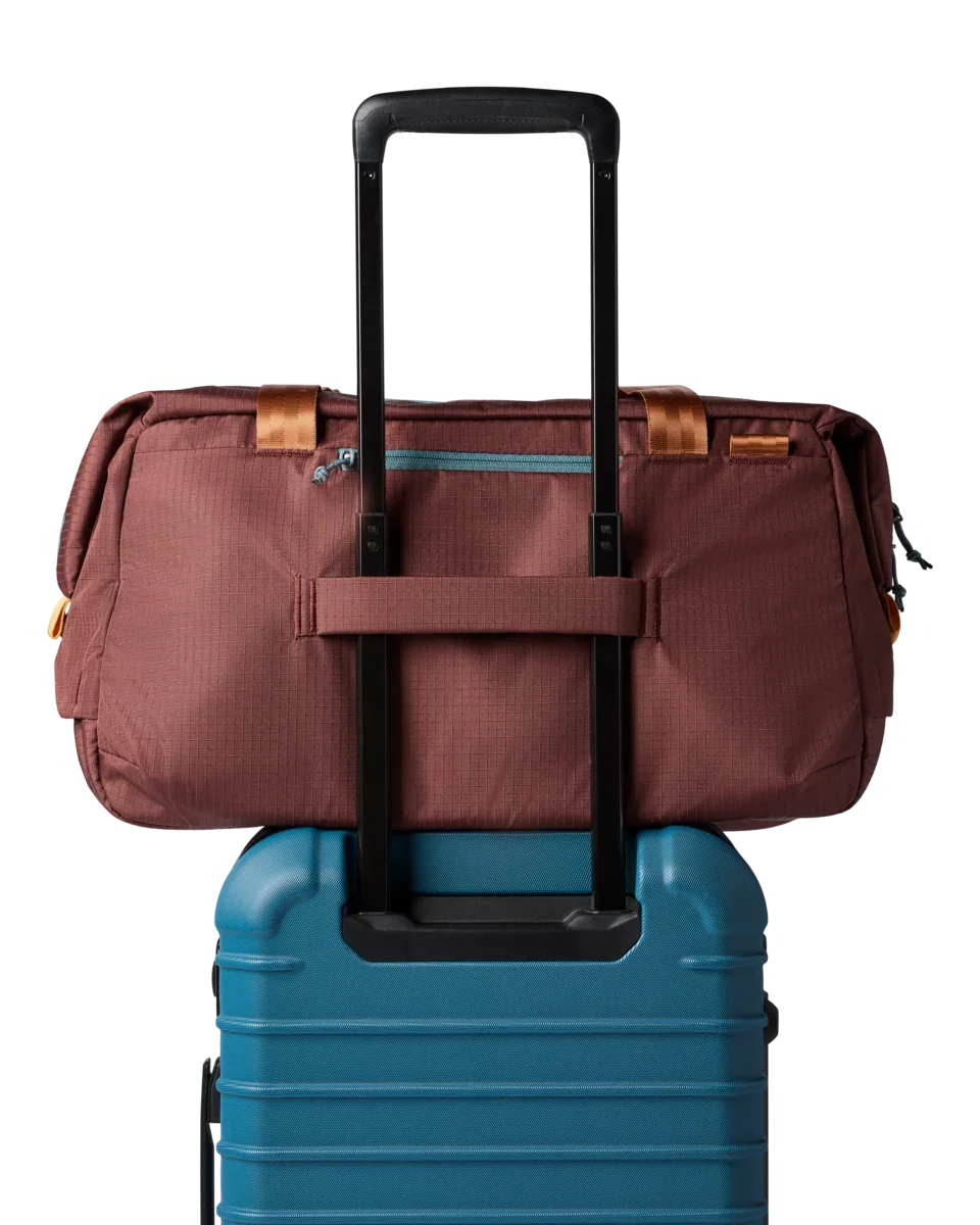 1200x1200png-S26UViaje35LTravelDuffelSepia_A3_1200x.webp