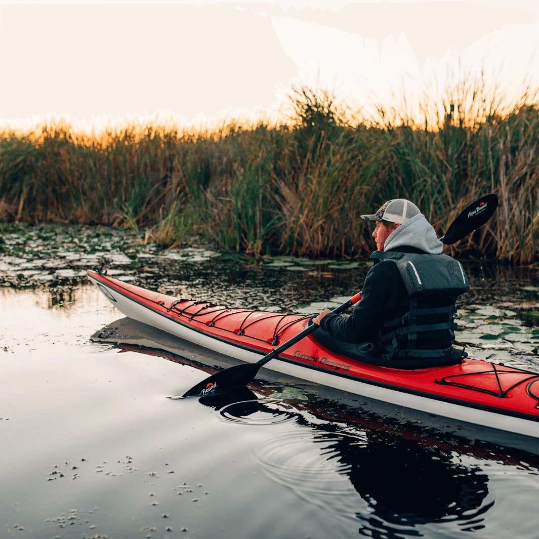 Sting-Ray-Carbon-2-piece-Posi-Lok-Lifestyle-2_519fa90f-a7e2-46bb-a7e8-18e7801d2a2f.jpeg