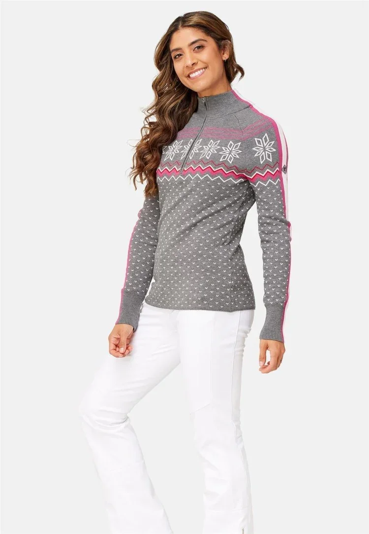 f24713-037-snowhut-gray-1418.webp