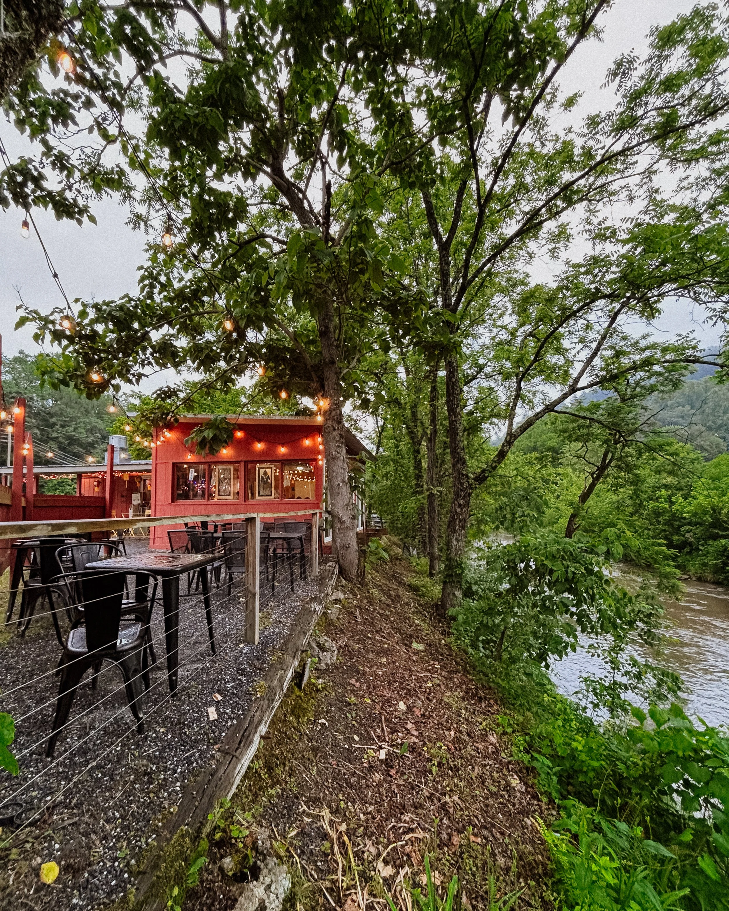 Dalaya-Thai-1.jpg