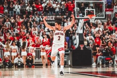 College Basketball Play of the Week (Paid Play)