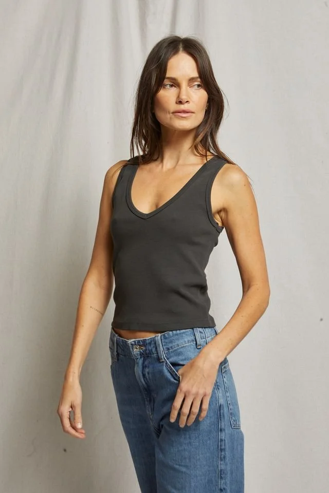 MARIA STRUCTURED RIB V-NECK TANK - VINTAGE BLACK