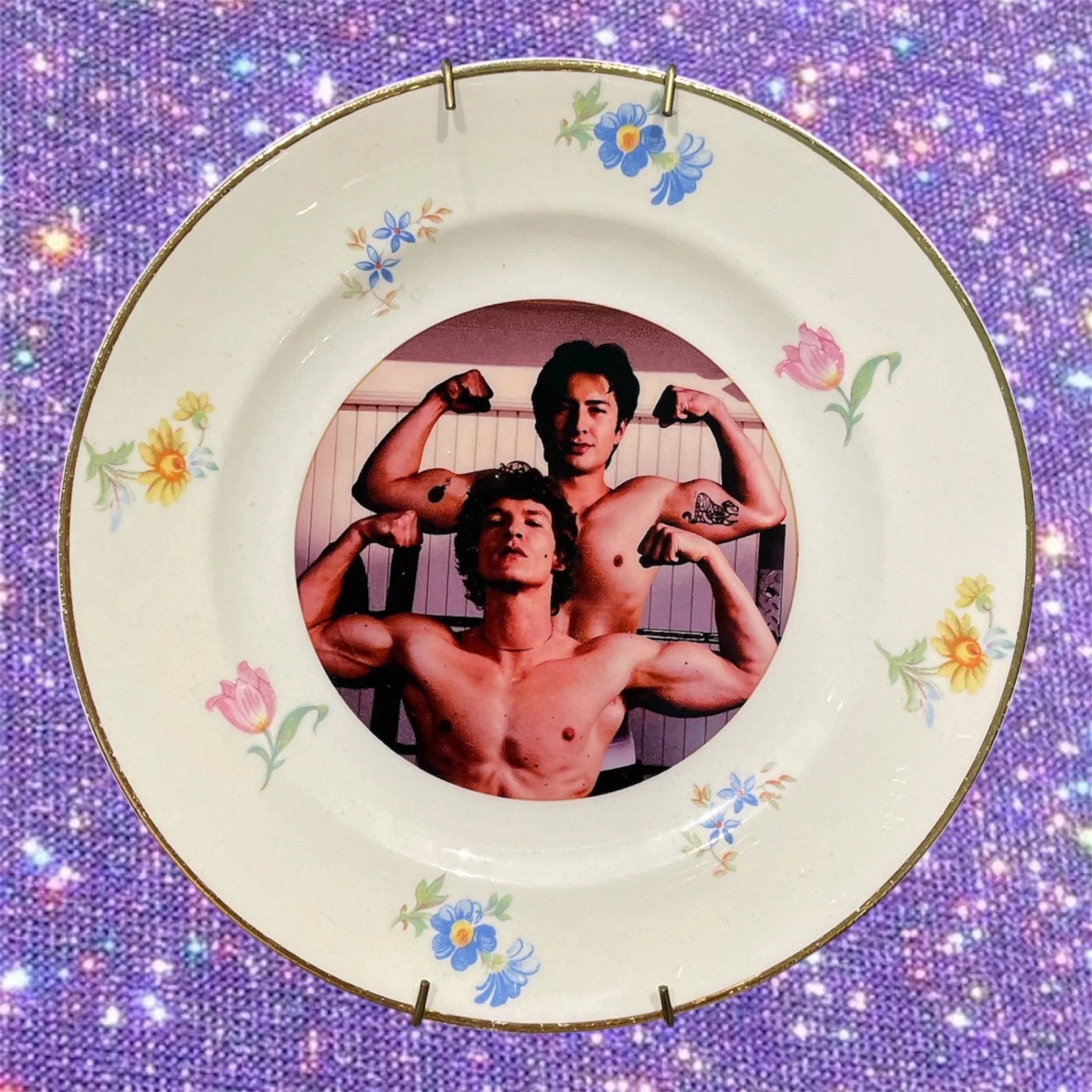 HEATED RIVALRY FLORAL PLATE