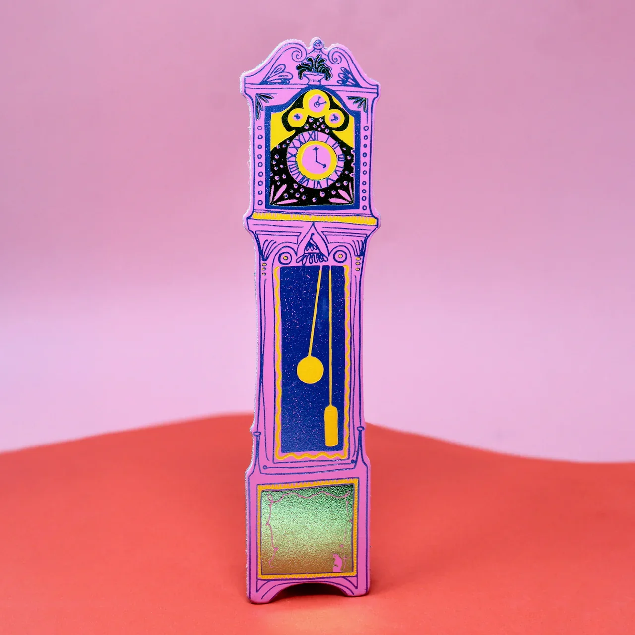 grandfatherclock_pink.jpg.png