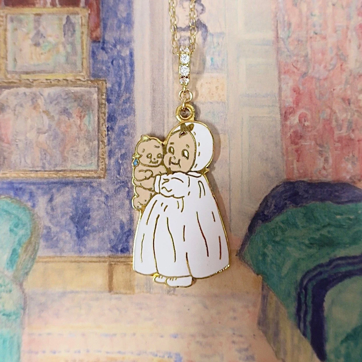 VINTAGE MAMA + BEBE KEWPIE NECKLACE