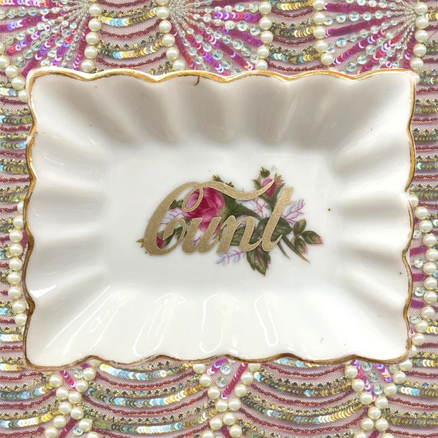 CUNT ASHTRAY