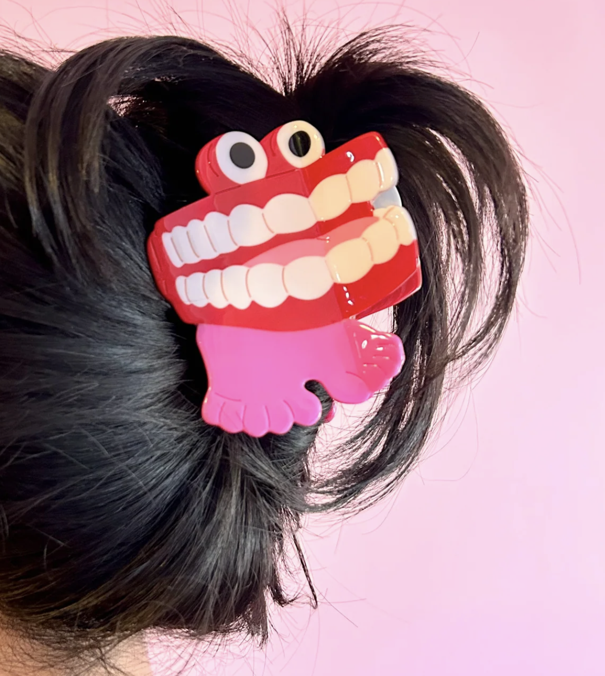Chatter Teeth Hair Claw