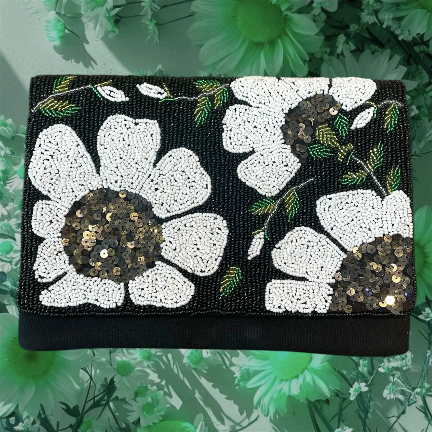 DAISIES FLOWER BLACK BEADED CROSSBODY CLUTCH