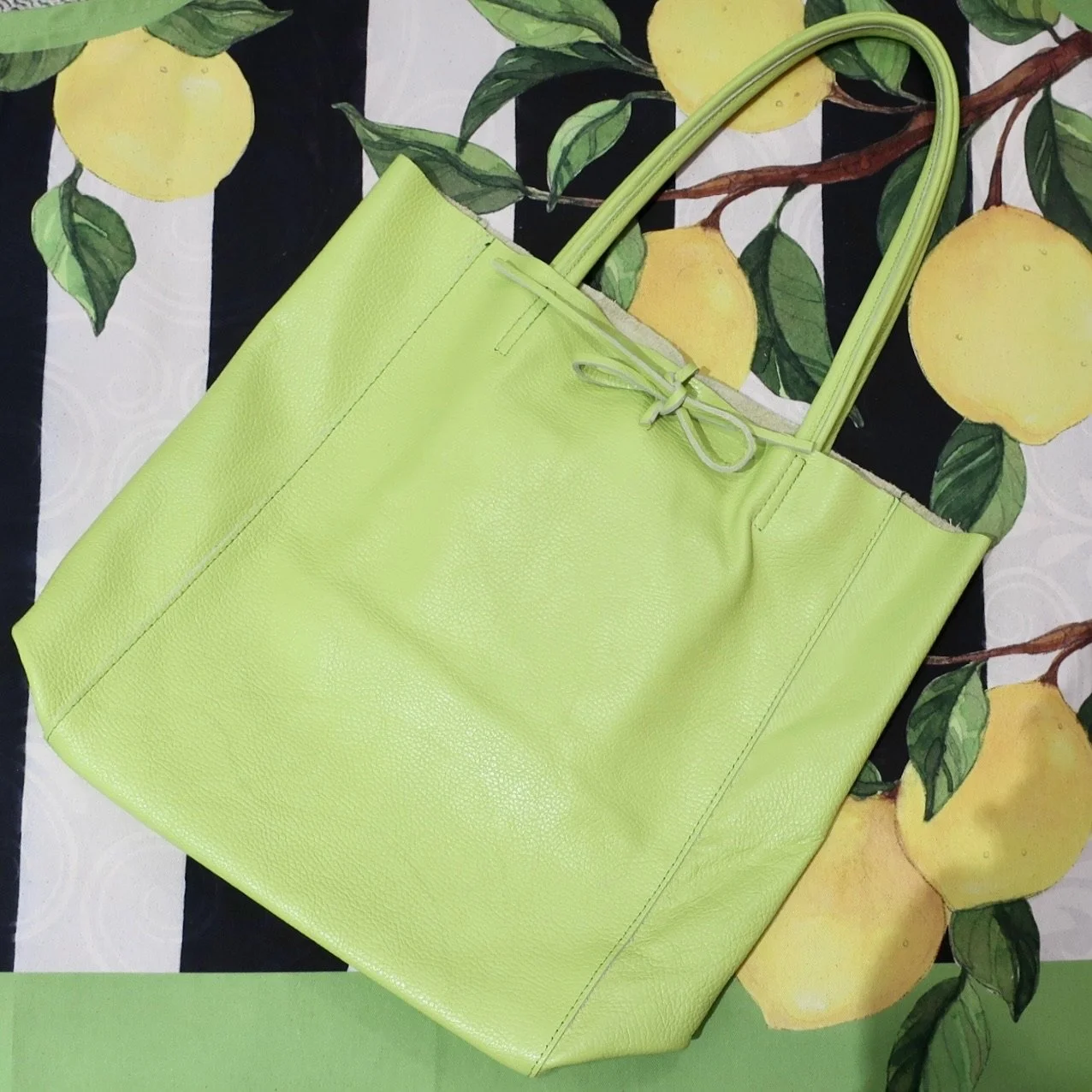 LIME ITALIAN LEATHER TOTE BAG