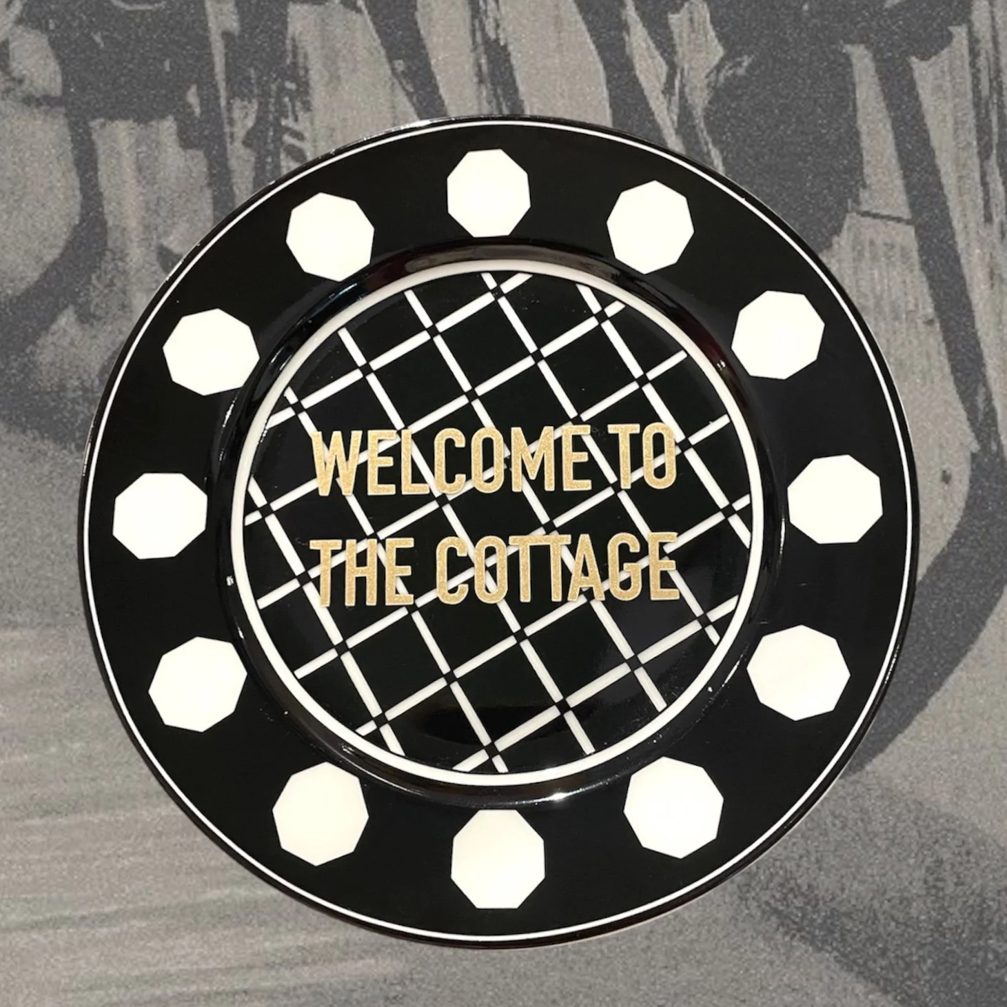 WELCOMETOTHECOTTAGE.png