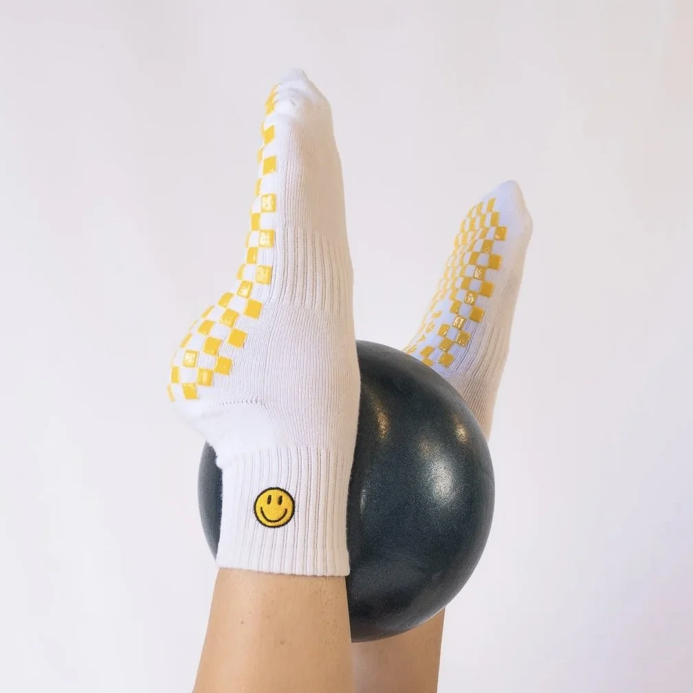 I’M FINE SMILEY FACE GRIP SOCKS