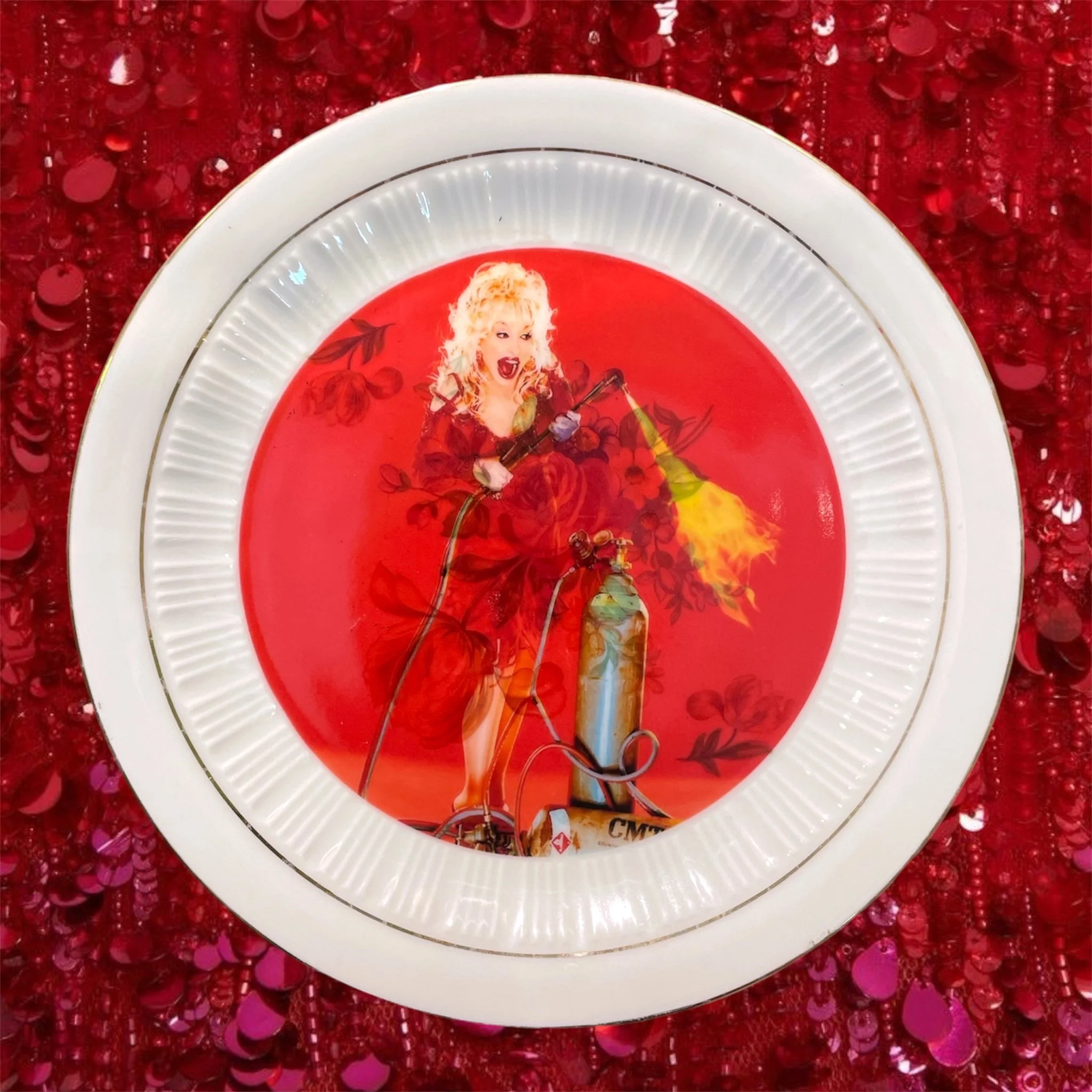DOLLY PARTON PLATE