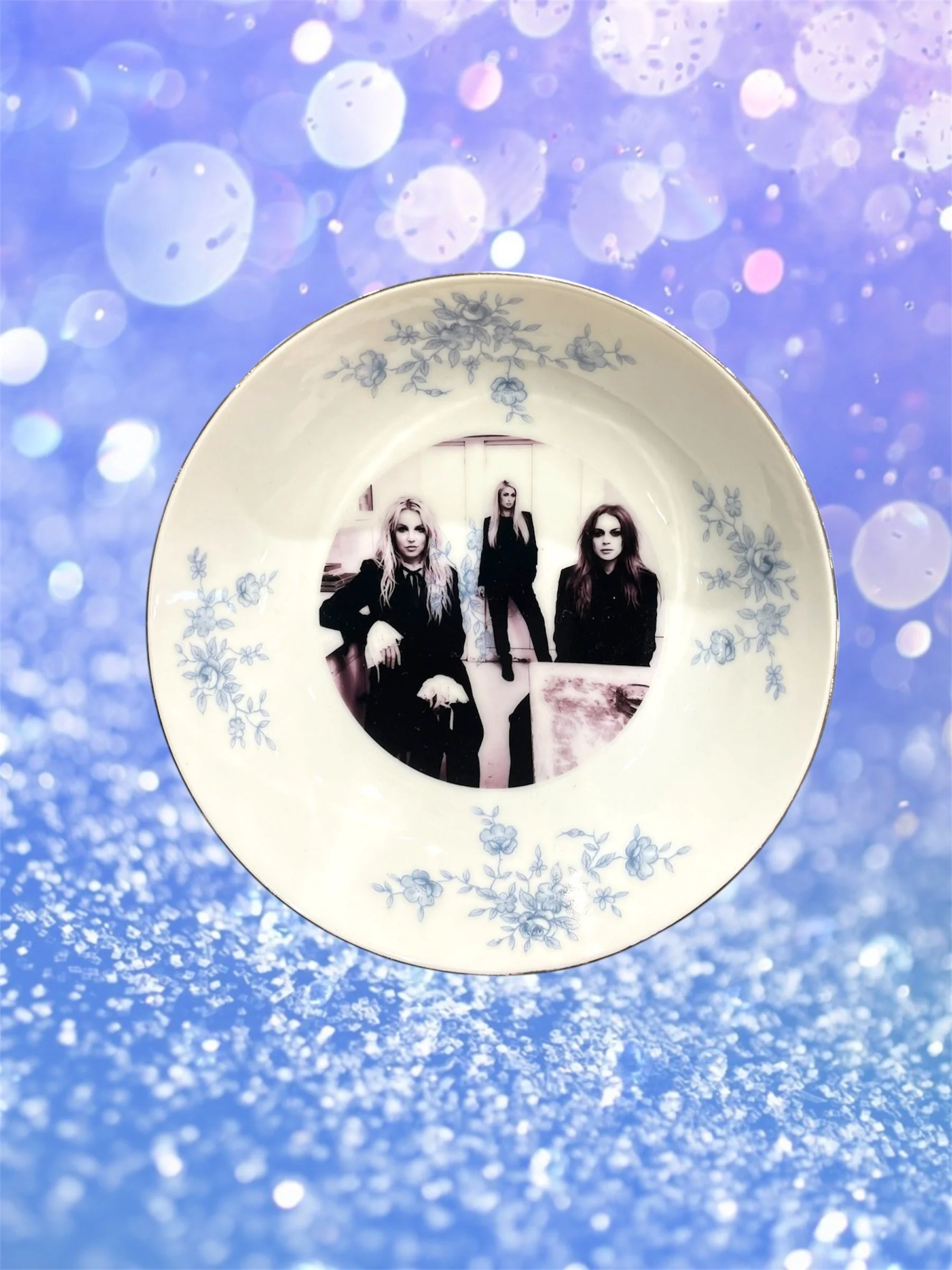 HOLY TRINITY - BRITNEY, PARIS, LINDSAY CATCHALL