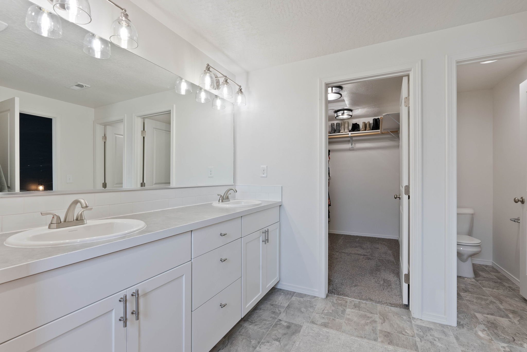 Inside-Spokane- Sanson Ave-22.jpg