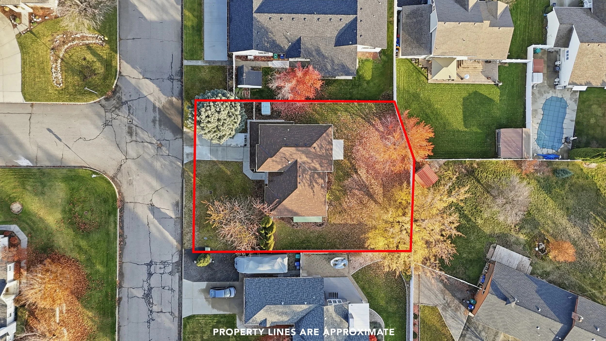 Inside-Media-26th-42-Property Lines.jpg