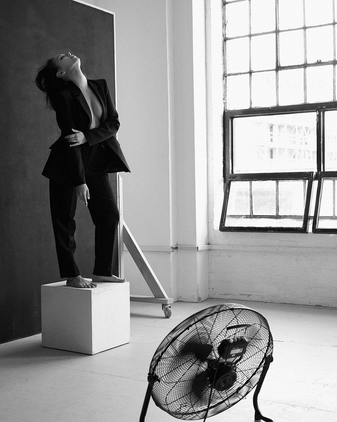 102_olivia1055-BW-C-Web-1.jpg