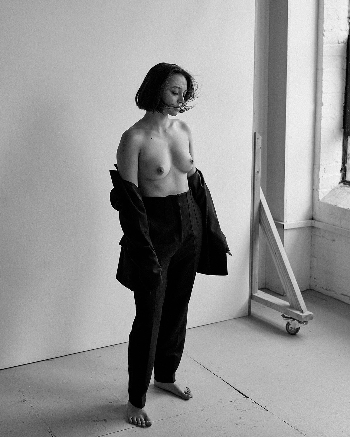 102_olivia2108-BW-Web.jpg