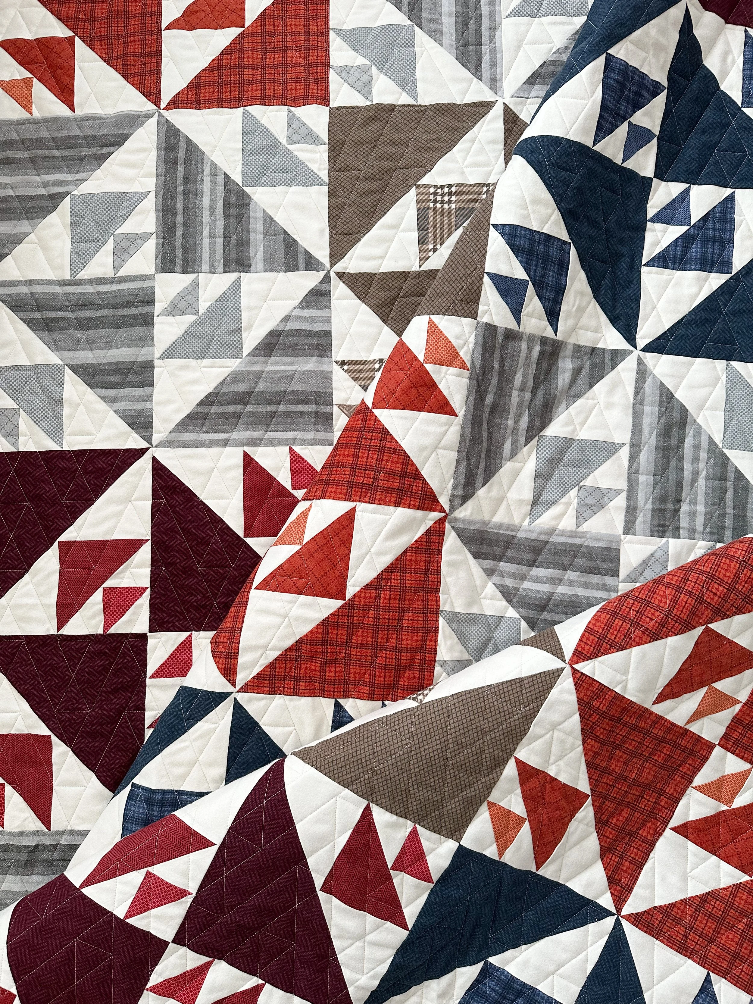 Kristan’s Arrowhead Quilt and Bear Paw Runner