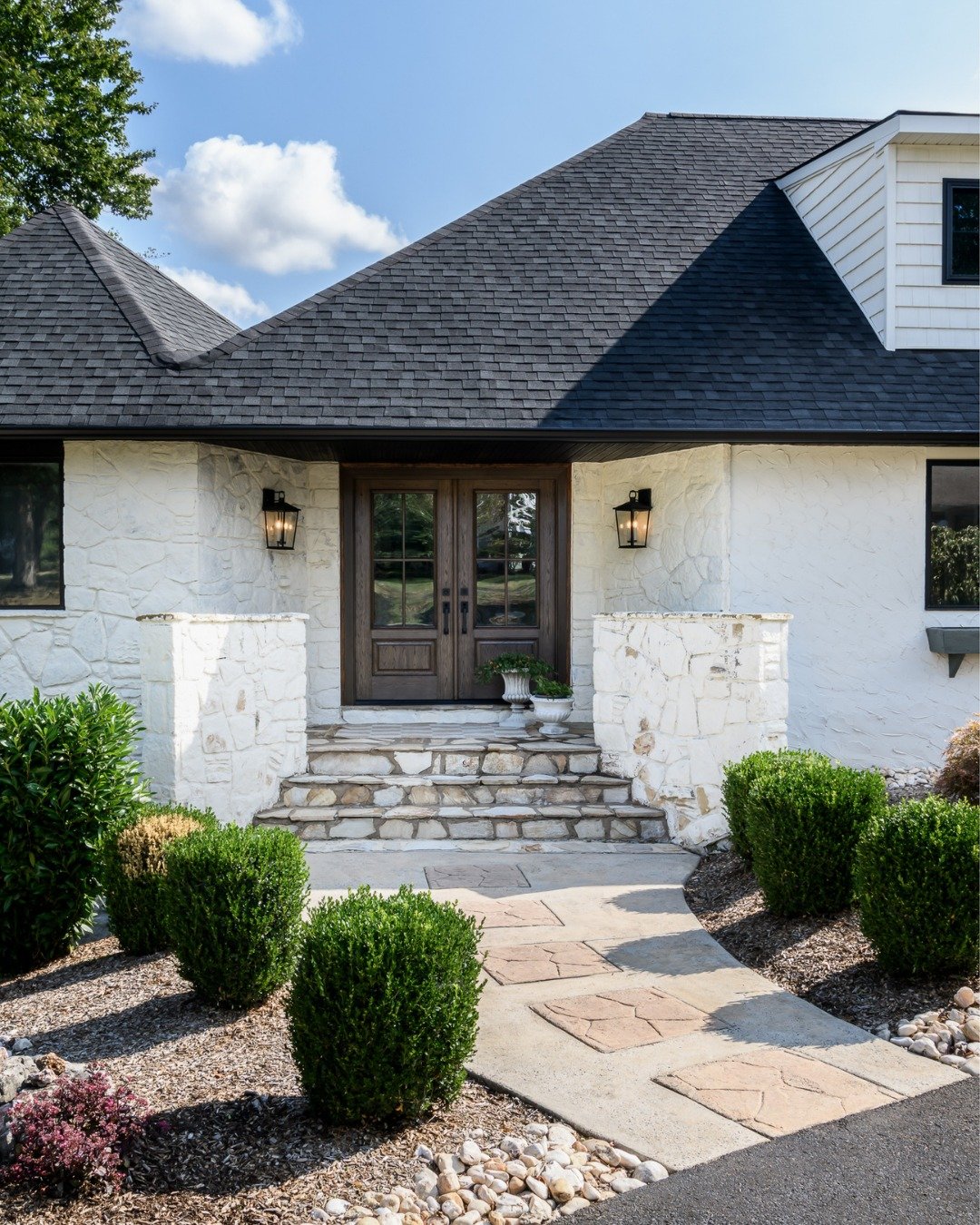 Sometimes all you need is a fresh perspective ✨
This sweet Pennsylvania client reached out because they knew their home needed a change&mdash;but couldn&rsquo;t quite picture what that would look like. Through virtual design consultations and mock-up